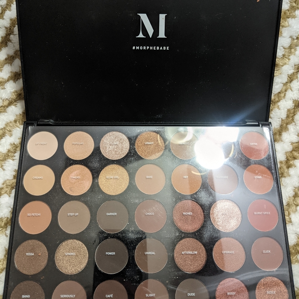 Like new only used a couple of times, Morphe Nature Glow 350 Palate